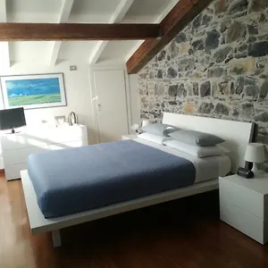  Apartment La Pietra Del Golfo
